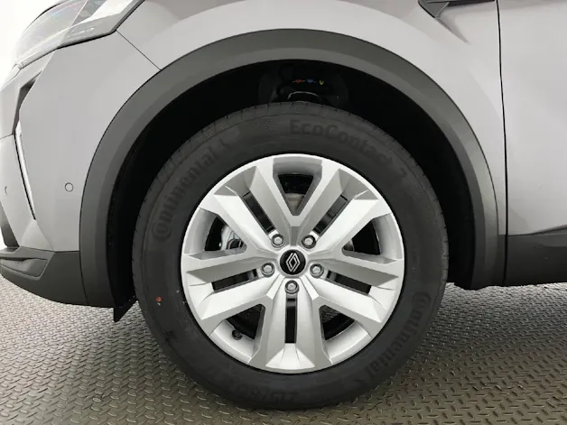 Renault Captur 1.8 E-Tech evolution