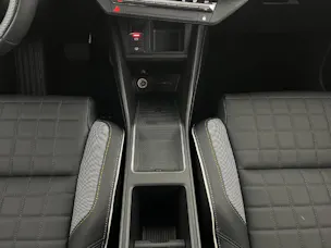 Renault R4 E-Tech Comfort Range iconic