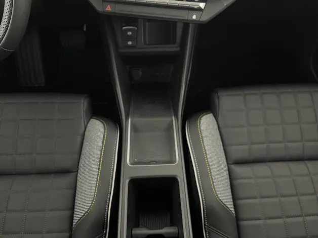Renault R4 E-Tech Comfort Range iconic