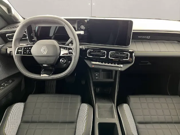 Renault R4 E-Tech Comfort Range iconic