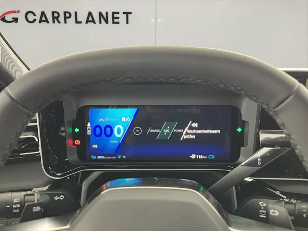 Renault R4 E-Tech Comfort Range iconic