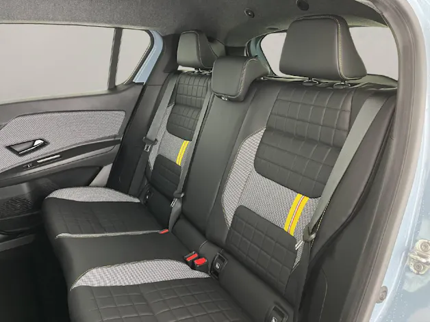 Renault R4 E-Tech Comfort Range iconic