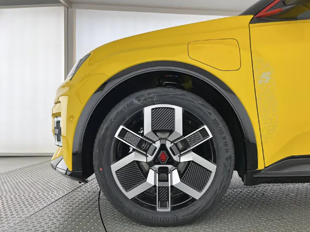 Renault R5 E-Tech Comfort Range iconic