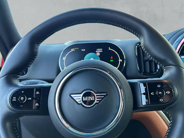 MINI Countryman SE ALL4  1.5i F60 (CH)