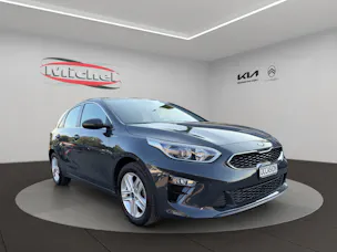Kia Ceed 1.5 T-GDi MHEV Power / Rückfahrkamera / Einparkhilfe hinten / Tempomat / Alarmanlage / inkl. Winterreifen / CH-Herstellergarantie