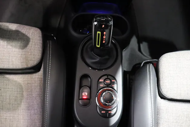 MINI F56 Cooper SE
