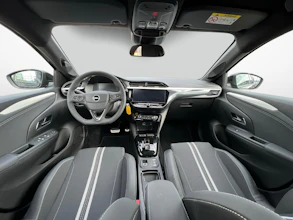 https://vehicle.imgix.net/4372400/27d6d3a0-6af5-4932-824a-b64daddb318b.jpg