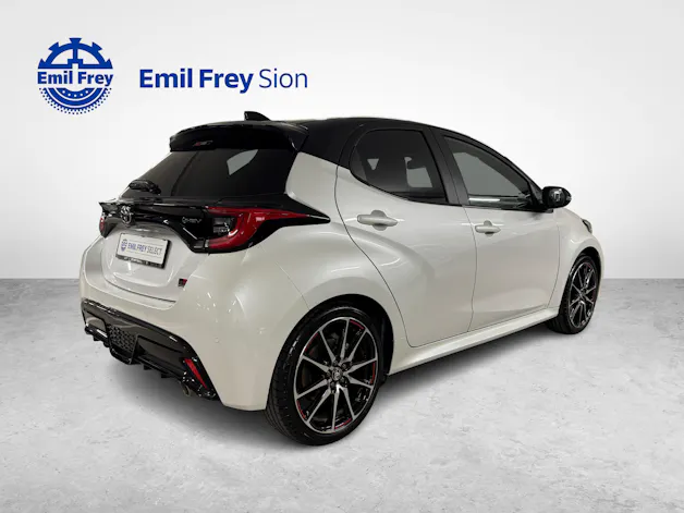Toyota Yaris 1.5 VVT-i HSD GR Sport