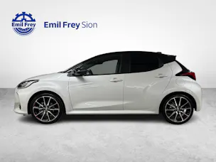 Toyota Yaris 1.5 VVT-i HSD GR Sport