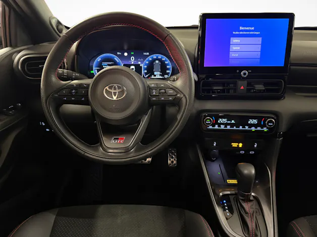 Toyota Yaris 1.5 VVT-i HSD GR Sport