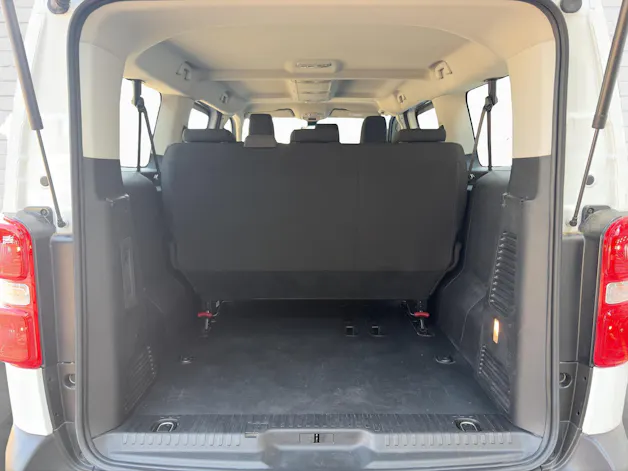 Opel Vivaro Kombi XL 2.0 D 177 S/S