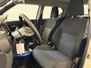 https://vehicle.imgix.net/4372464/416f8100-3742-4efe-bf80-a0177267a8fb.jpg