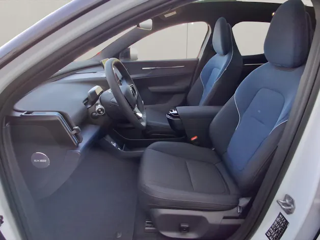 Volvo EX30 CC E60 Twin Performance AWD