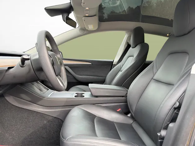 Tesla Model Y Long Range D