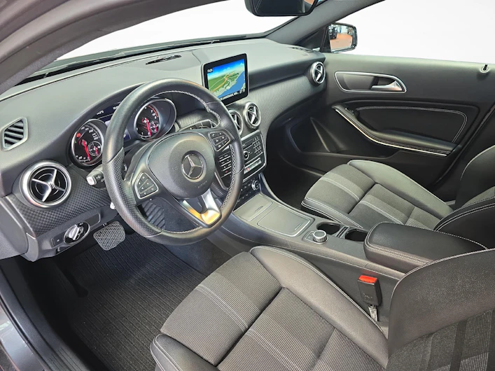 Fahrzeugbild MERCEDES-BENZ A 200