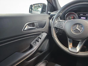 Fahrzeugbild MERCEDES-BENZ A 200 Urban