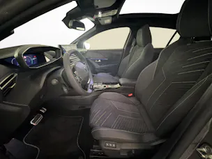PEUGEOT 208 1.2 Hybrid 145 GT Exclusive