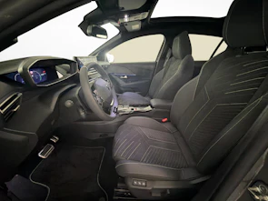immagine del veicolo PEUGEOT 208 1.2 Hybrid 145 GT Exclusive