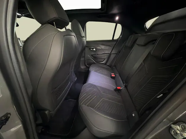 PEUGEOT 208 1.2 Hybrid 145 GT Exclusive