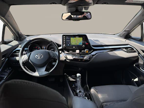 image du véhicule TOYOTA C-HR 2.0 VVTi HSD Trend