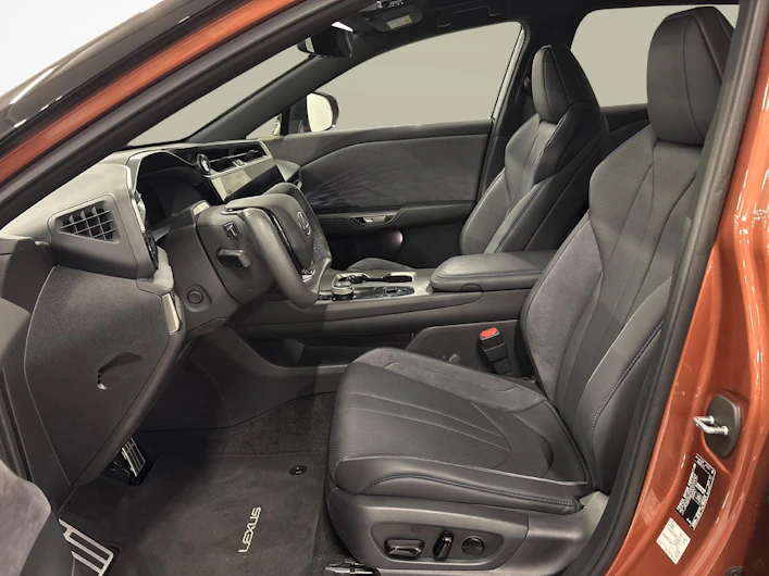 Fahrzeugbild LEXUS RZ