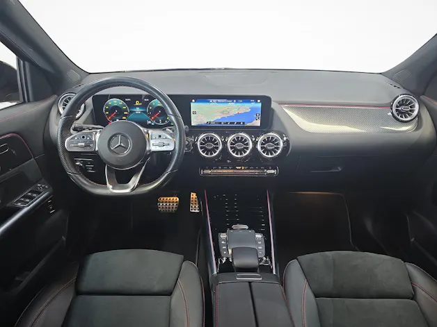 Mercedes-Benz GLA 250 4MATIC AMG Line