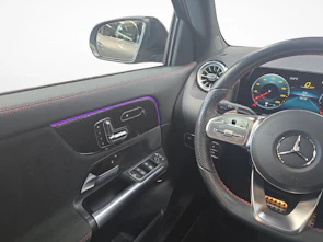 image du véhicule MERCEDES-BENZ GLA 250 4MATIC AMG Line