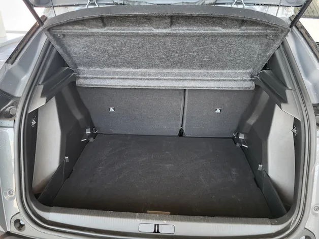 Peugeot 2008 1.2 Hybrid 145 Allure Premium