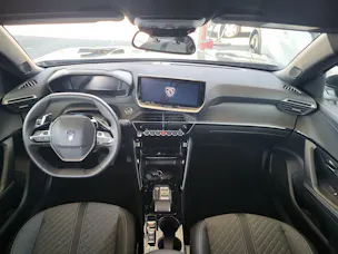 Peugeot 2008 1.2 Hybrid 145 Allure Premium