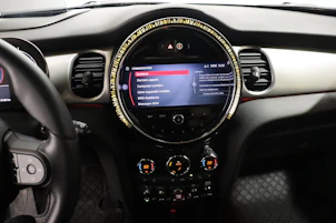 image du véhicule MINI F55 2.0i Cooper S SDKG