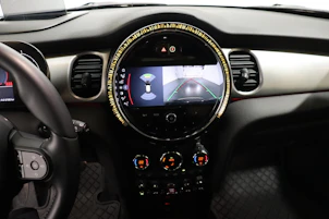 image du véhicule MINI F55 2.0i Cooper S SDKG