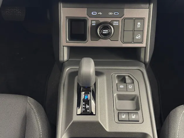 Toyota Hilux Double Cab.-Pick-up 59KWh Comfort