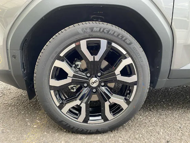 Dacia Bigster 1.2 Hybrid Journey 4WD Automat