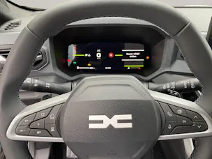 Dacia Bigster 1.2 Hybrid Journey 4WD Automat