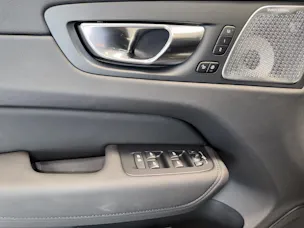 Volvo XC60 2.0 T6 TE Ultra Bright eAWD
