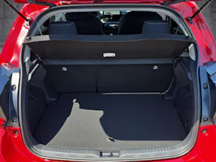 Toyota Yaris 1.5 VVT-i HSD Trend