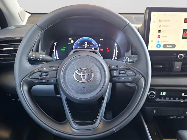Toyota Yaris 1.5 VVT-i HSD Trend