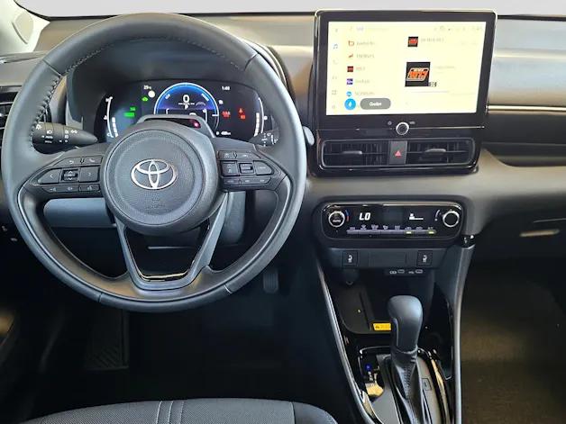 Toyota Yaris 1.5 VVT-i HSD Trend