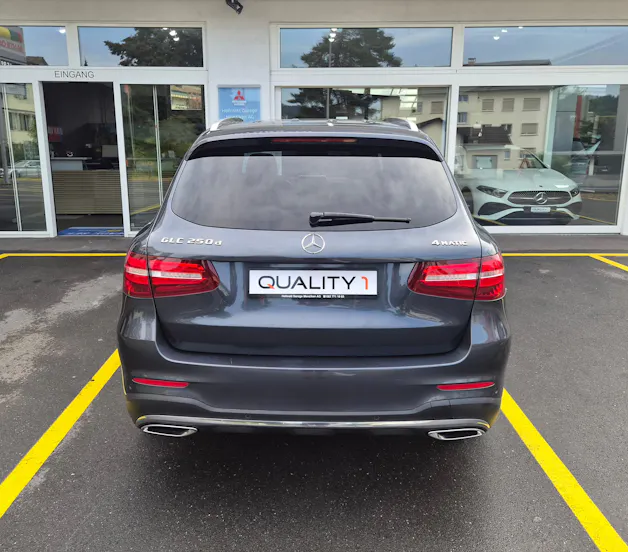 Mercedes-Benz GLC 250 d AMG Line 4m