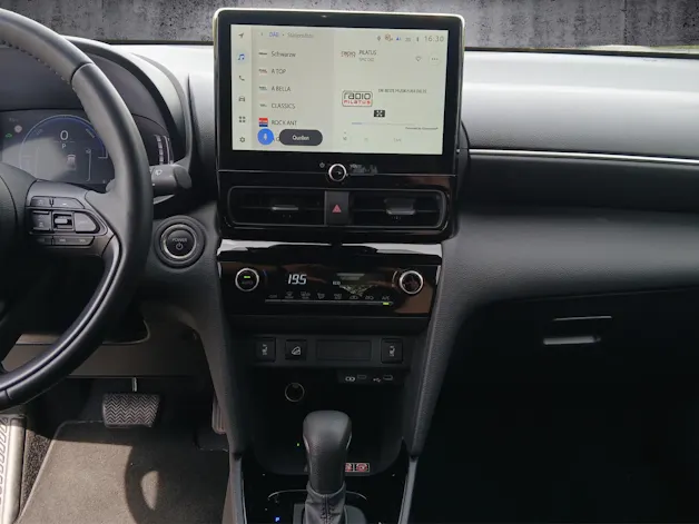 Toyota Yaris Cross 1.5 VVT-i HSD Trend AWD-i