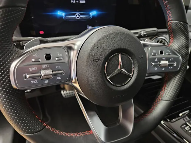 MERCEDES-BENZ A 250 4Matic AMG Line