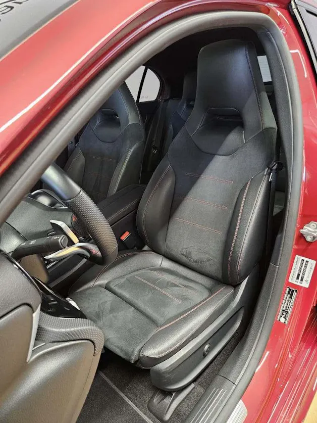 MERCEDES-BENZ A 250 4Matic AMG Line