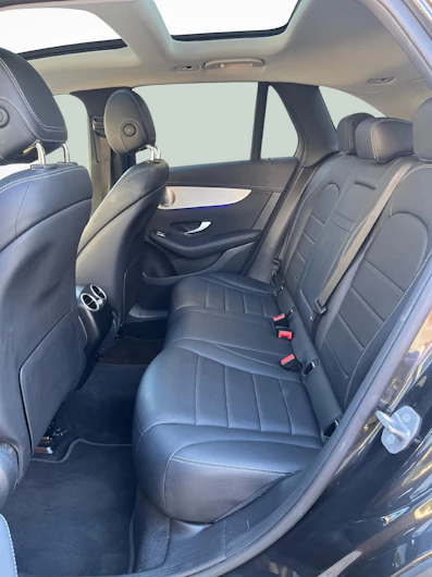 Fahrzeugbild MERCEDES-BENZ GLC 300
