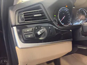 BMW 528i xDrive Touring