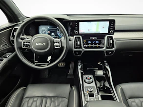 https://vehicle.imgix.net/4372953/89265339-191d-49da-ac33-55efa31e2f01.jpg