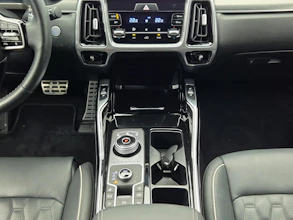 https://vehicle.imgix.net/4372953/f5bf3555-674a-4843-9579-63182cbde9a6.jpg