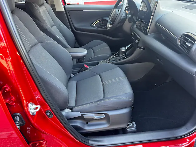 Toyota Yaris 1.5 VVT-i HSD Trend