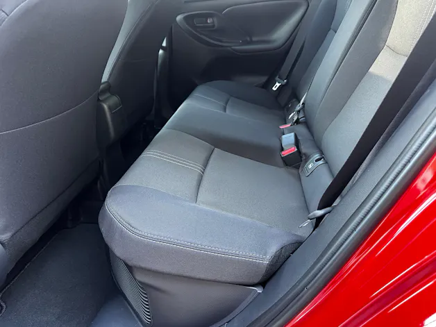 Toyota Yaris 1.5 VVT-i HSD Trend