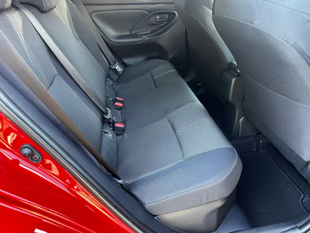Toyota Yaris 1.5 VVT-i HSD Trend