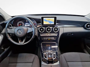 https://vehicle.imgix.net/4372979/208f373a-bd7b-40b3-b82d-45195c171f8e.jpg